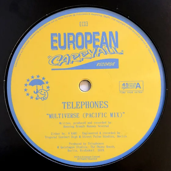 Telephones - Multiverse / Turbofutúr